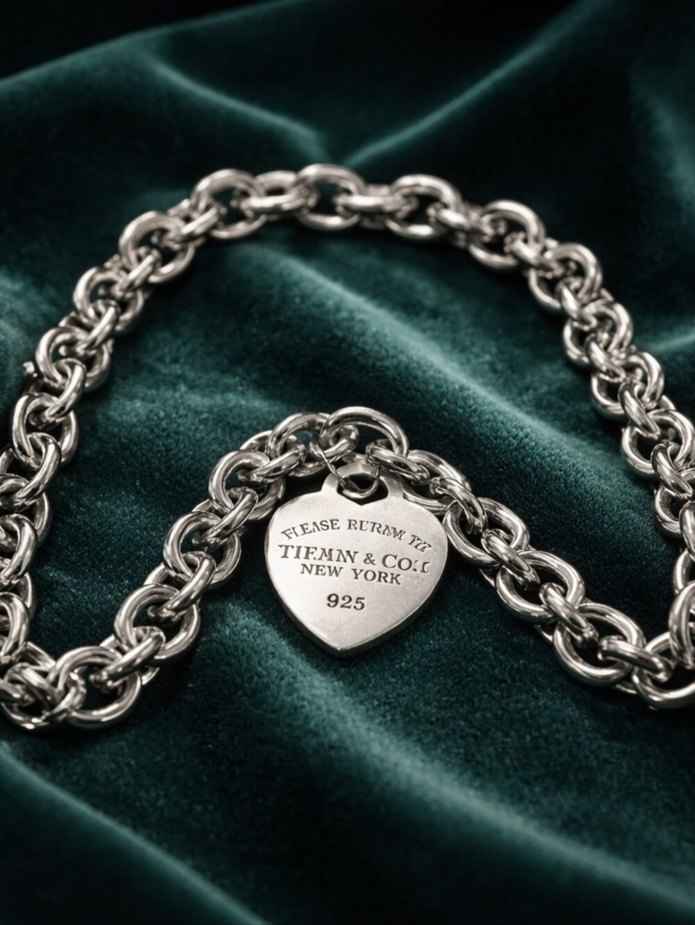 Tiffany & Co. Polished Silver Heart Tag Link Necklace - Picture 5 of 7